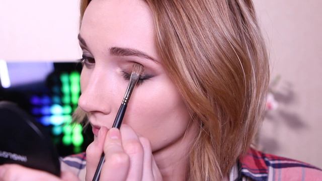 Золотой smokеy eye Mikkasworld vs INGLOT смотреть онлайн