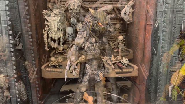 Neca Ultimate Elder Predator- Review