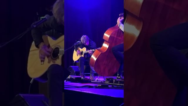 Eric Johnson Live смотреть онлайн