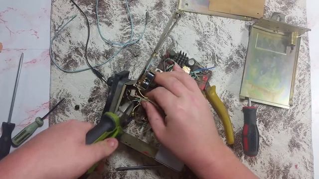 Радио А373М3 ищем золото - результат положительный! смотреть онлайн