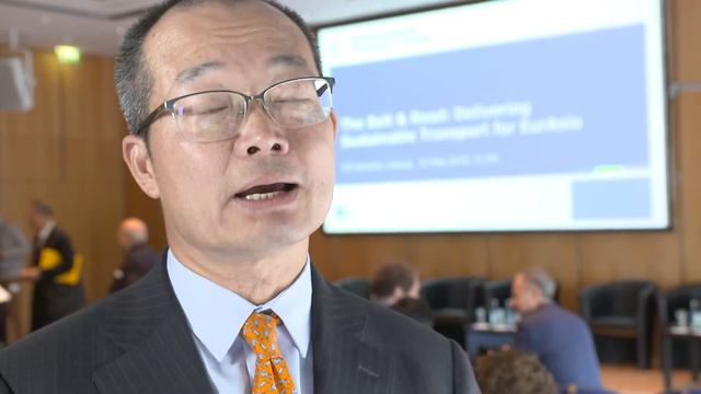 Hard and soft connectivity with Guangzhe Chen смотреть онлайн