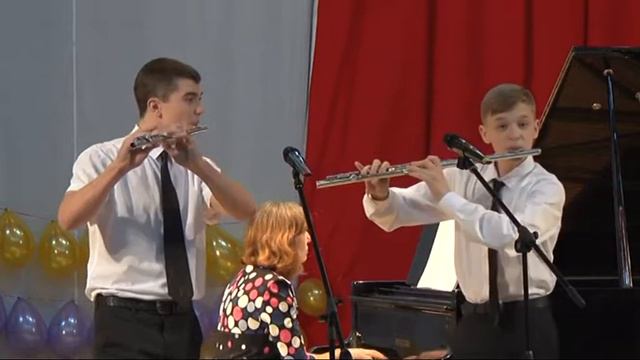 Ж.Лойе Соната e-moll для 2-х флейт и фо-но. 1ч смотреть онлайн