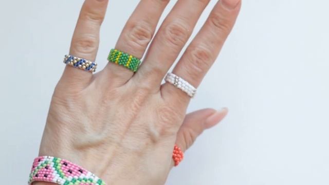 Обзор колец из бисера в технике кирпичное плетение смотреть онлайн