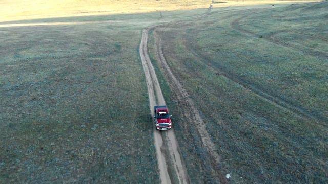 Dodge RAM 1500, окресности Байкала и- DJI Mavic Air режим слежения. смотреть онлайн