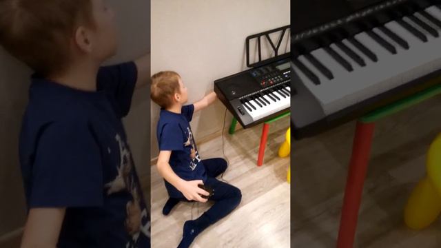 Новый синтезатор смотреть онлайн