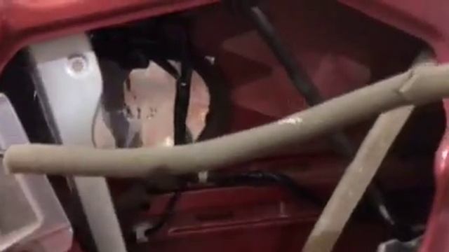 Шумка для "галочки", только так можно назвать виброизоляцию в дверях престижного Инфинити ку50 смотреть онлайн