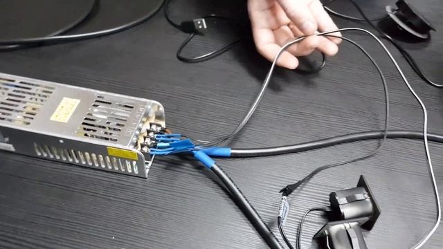 Умный стол своими руками! Беспроводные зарядки и USB порты. смотреть онлайн