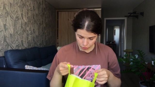 Распаковка покупок из Летуаль и магнит Косметика смотреть онлайн