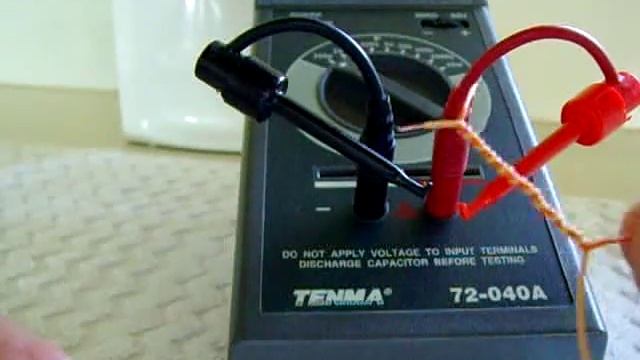 How to make a good pF Capacitor "Gimmick Capacitor" смотреть онлайн
