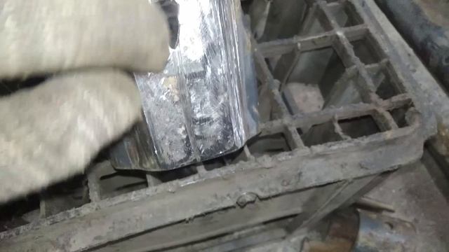 Мерседес актрос 2641. Часть 4. Кронштейны крыльев. смотреть онлайн