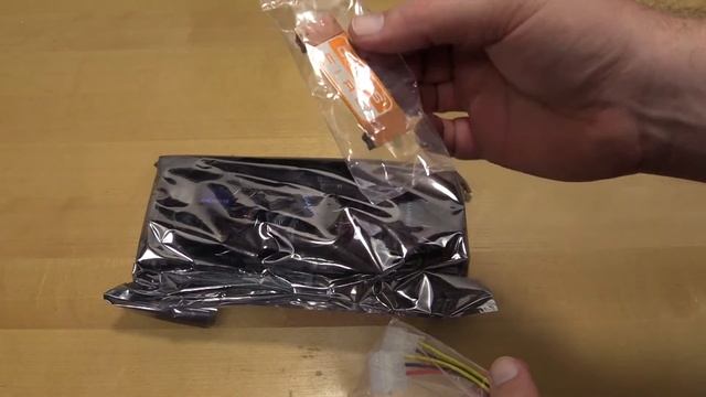 Gigabyte AMD Radeon HD 7950 3GB GDDR5 Graphic Card смотреть онлайн