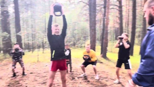 Forest workout . Тренировка в лесу во время Летнего тренировочного сбора по ОФП смотреть онлайн
