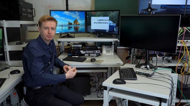 Поочередная работа нескольких операторов с одним сервером/ПК. смотреть онлайн