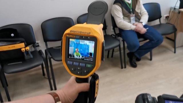 В аэропорту Красноярска показали, как работают посты эпидконтроля смотреть онлайн