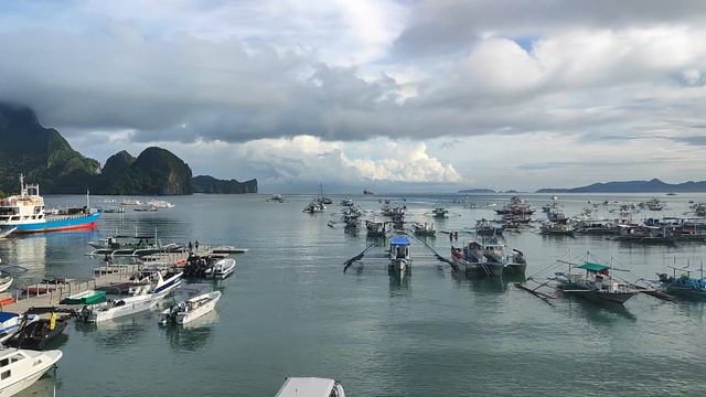 El Nido Beach. El Nido. Pakawan. Philippines. Эль-Нидо. Палаван. Филиппины. Сентябрь 2023. смотреть онлайн
