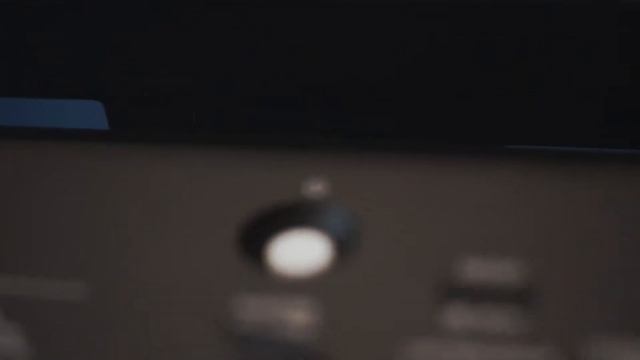 Портативный синтезатор YAMAHA PSR-EW310 смотреть онлайн