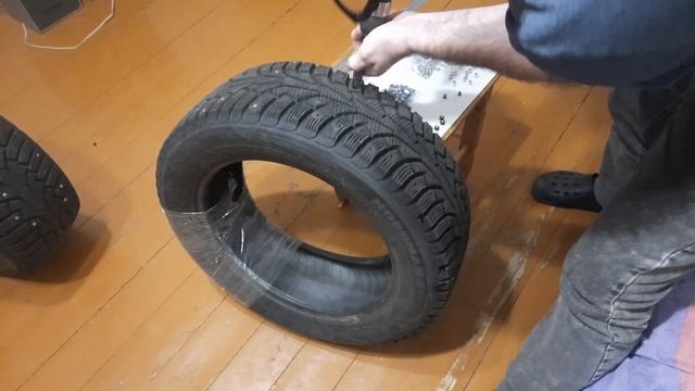 Ошиповка зимних шин своими руками. смотреть онлайн