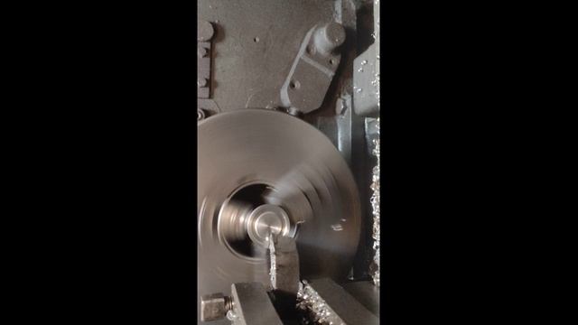 токарный работы и не стандартные детали.mp4