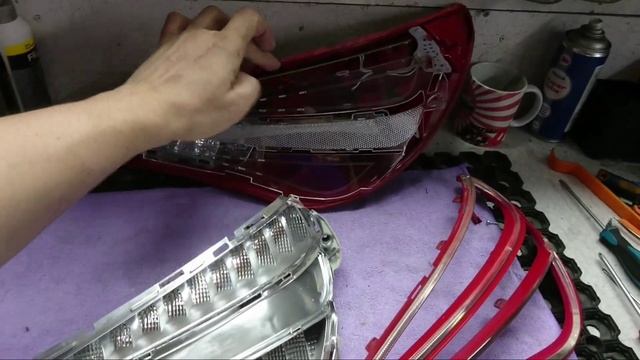 MERCEDES-BENZ CLA (C117) вскрытие заднего фонаря по шву, наводим внутри марафет смотреть онлайн