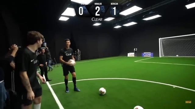 Ronaldo, Berkcan Güven'e "Siktir Git" diyor. смотреть онлайн