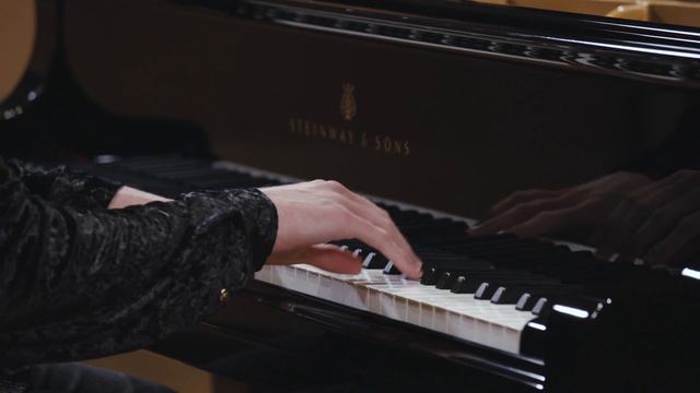 Yoav Levanon records Liszt's La Campanella (from Grandes études de Paganini, S. 141) смотреть онлайн