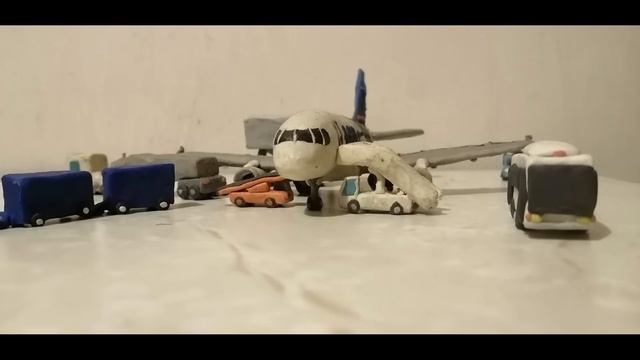Aviones Comerciales II De PLASTILINA  -  PARTE 1/2