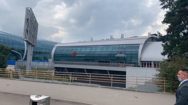 Автобус 308. Аэропорт Домодедово - Метро Домодедовская, г. Москва. Цена поездки 100 руб. смотреть онлайн