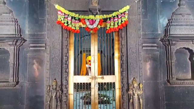 Mahadji Shinde Chhatri Wanowrie Pune | महादजी शिंदे छत्री वानवडी पुणे | Hindi Vlog | Arati's Galler смотреть онлайн