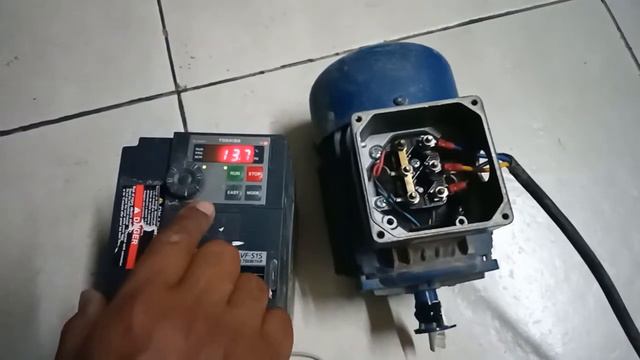 seting inverter toshiba vf-s15 смотреть онлайн