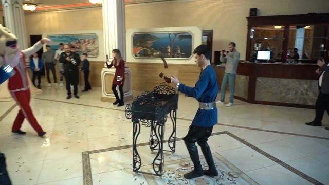 Красивая традиция на свадьбе. смотреть онлайн