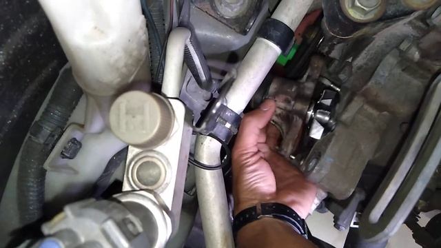 Pergantian Water pump Toyota Yaris old смотреть онлайн