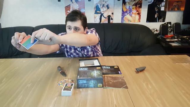 Распаковка Unboxing Exit: Квест – Заброшенный дом EXIT: The Game – The Abandoned Cabin смотреть онлайн