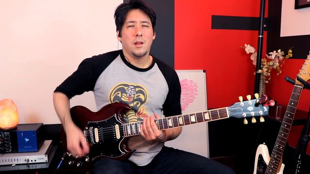 BRIAN MAY's 31 Greatest Guitar Techniques! (plus One Bonus Technique)