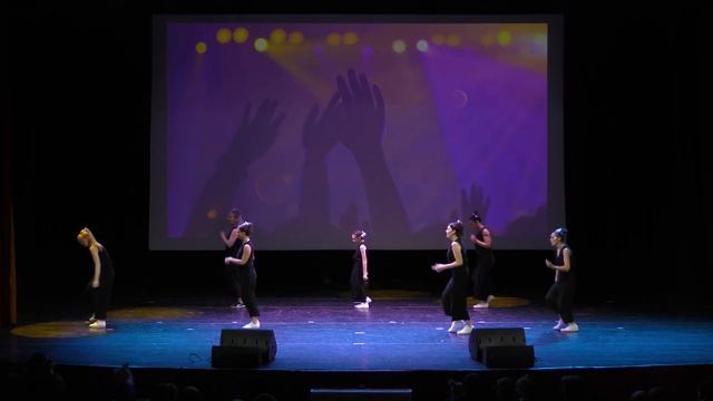 "Вечеринка" House Dance - Взрослые смотреть онлайн