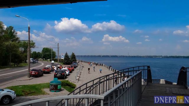 Пешеходный мост на Монастырский остров смотреть онлайн