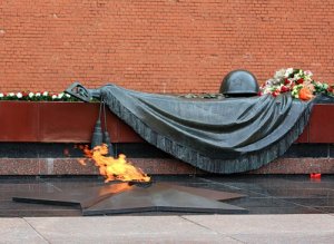 Владимир Высоцкий. «На Братских Могилах»
