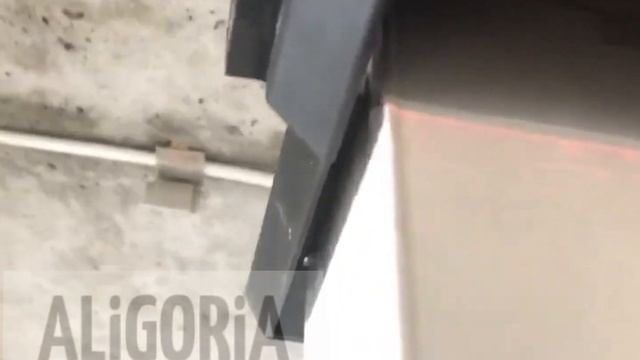 Наши потолочные будни смотреть онлайн