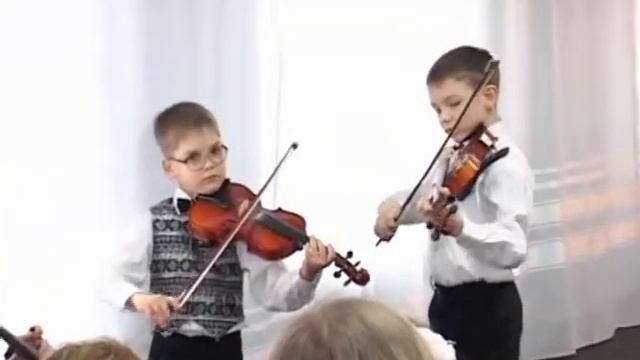 АНСАМБЛЬ СКРИПАЧЕЙ МУЗЫКАЛЬНЫЙ АЛФАВИТ.avi смотреть онлайн
