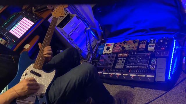 Fender Mustang смотреть онлайн