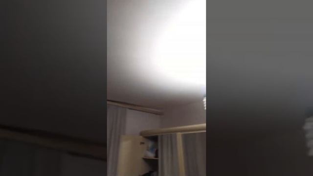 +22 в комнате, и провисает натяжной потолок, ЧТО ДЕЛАТЬ ? смотреть онлайн