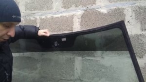 Снятие зеркала заднего вида с лобового стекла