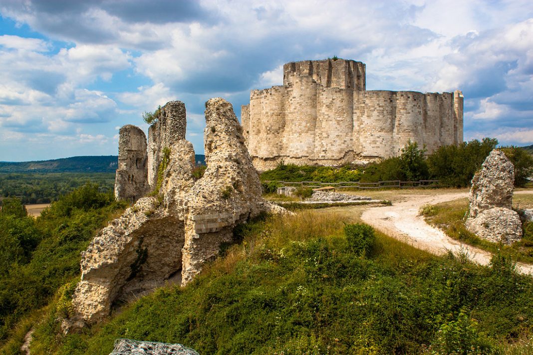 Падение Шато-Гайара смотреть онлайн