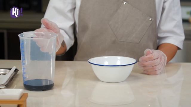 Равиоли C Hi Beef фаршем, чёрной икрой и сусальным золотом