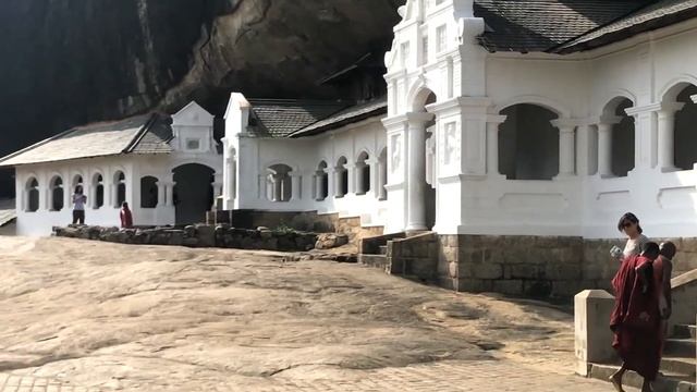 We B Livin Sri Lanka Entry 4