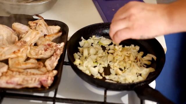 Кролик в сметано грибном соусе.| Как приготовить кролика?//кролик в сметане