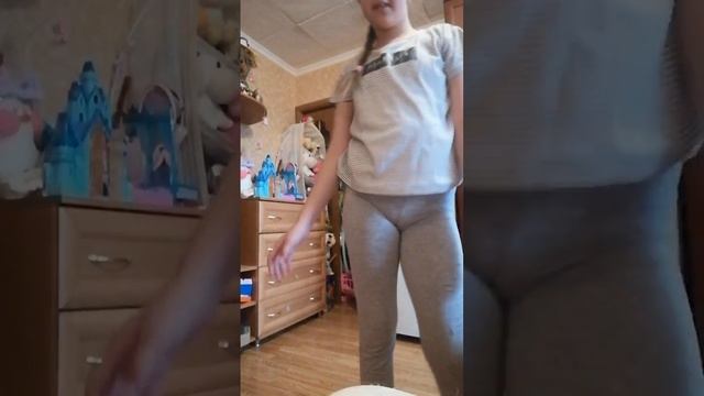 ?♀️ГимнастикаVS?♀️Йога Челендж смотреть онлайн