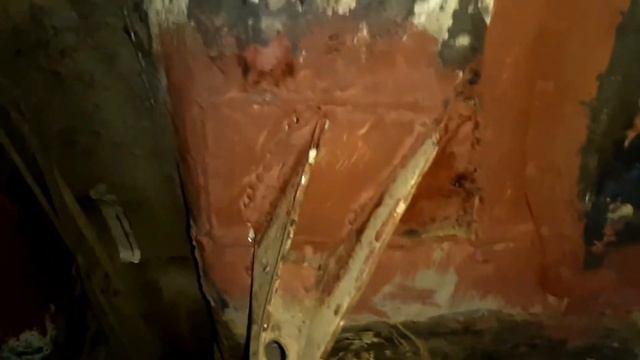 2103 Сварка днища багажника и лодочек смотреть онлайн