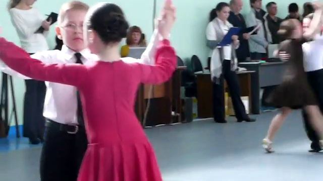 Первые шаги на паркете смотреть онлайн