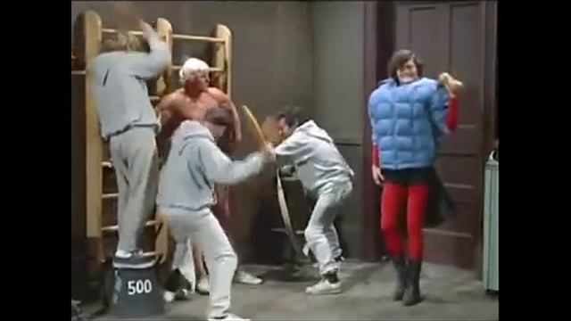 The Monkees (i'd Go The) Whole Wide World смотреть онлайн