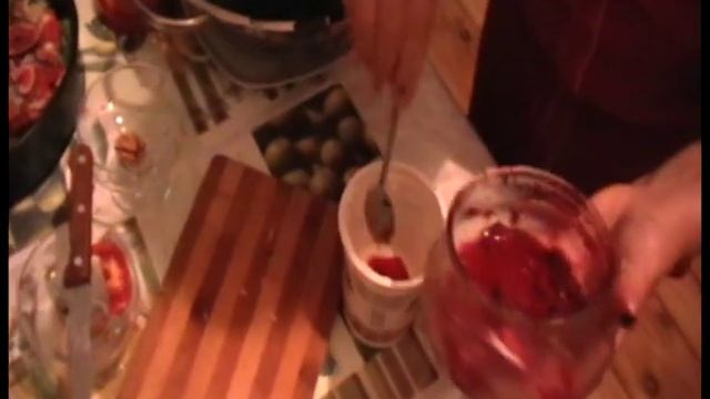 ГОТОВИМ ОСЁТРА в ДУХОВКЕ с инжиром и гранатом .mpg смотреть онлайн